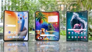Top Foldable Smartphones Review: Unfolding Innovation